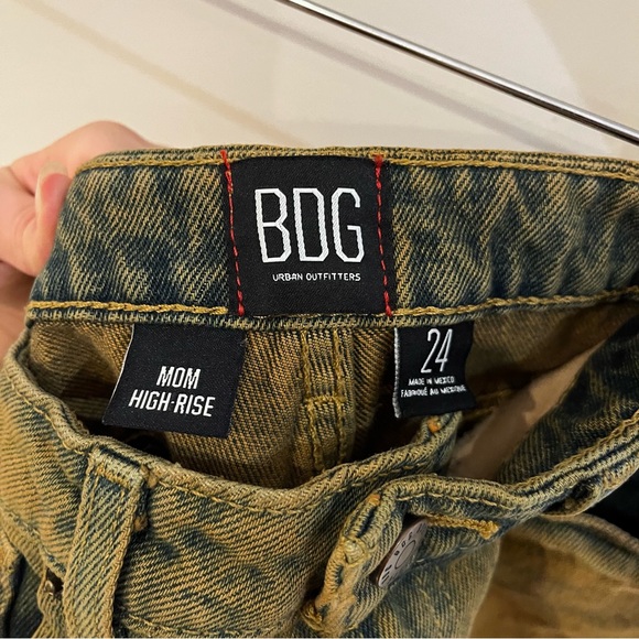 BDG urban outfitters pants in rust colored jeans size 24 high-rise mom cut - Picture 4 of 6